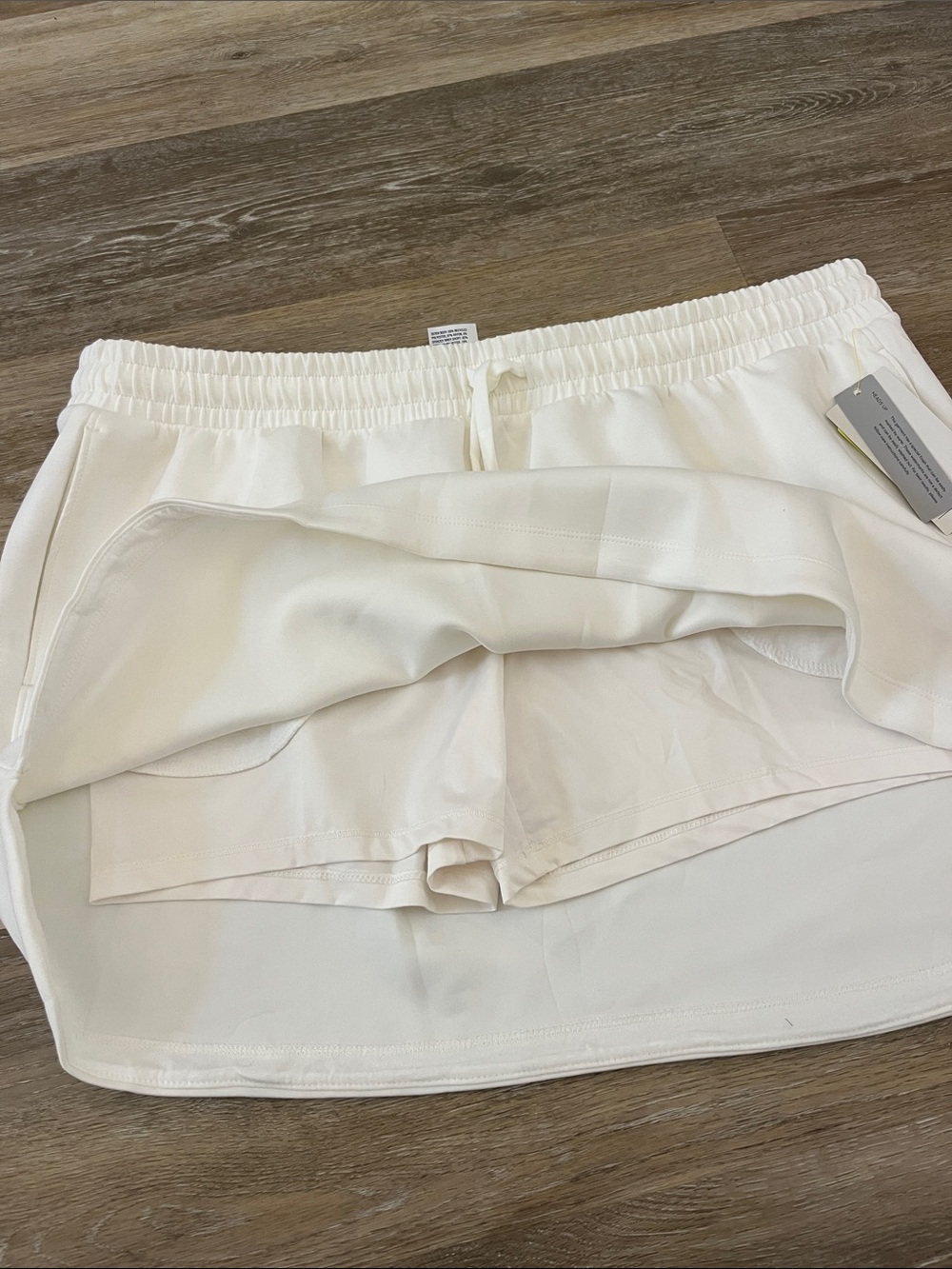 NWT All in Motion Women’s Airy Sleek Skort Cream Size XXL - Picture 4 of 8